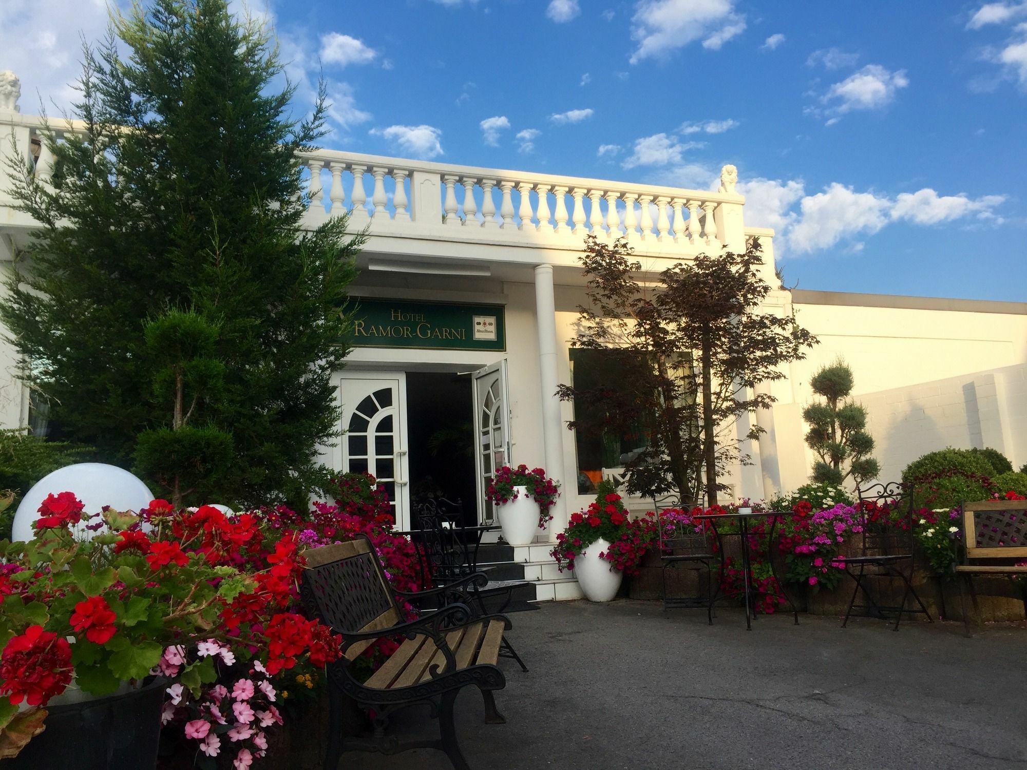 Hotel Ramor Garni Duisburg Exterior foto